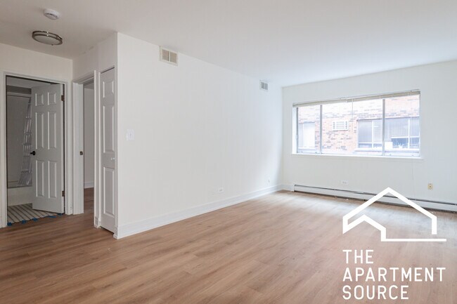 Foto del edificio - 544 W Melrose St