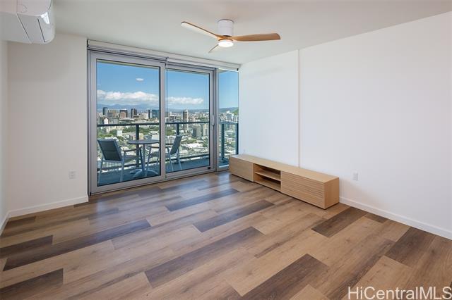 Foto del edificio - 1515 Liona St
