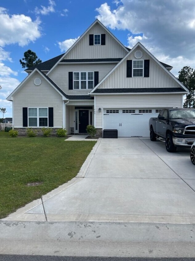Primary Photo - FIVE Bedroom in Oyster Landing