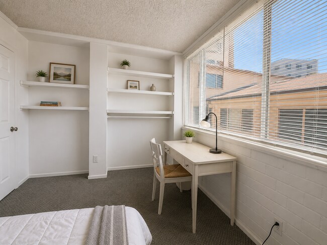 Foto del edificio - 540 Kelton Ave