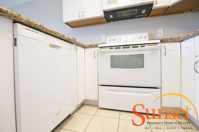 Foto del edificio - 3055 Cowley Way