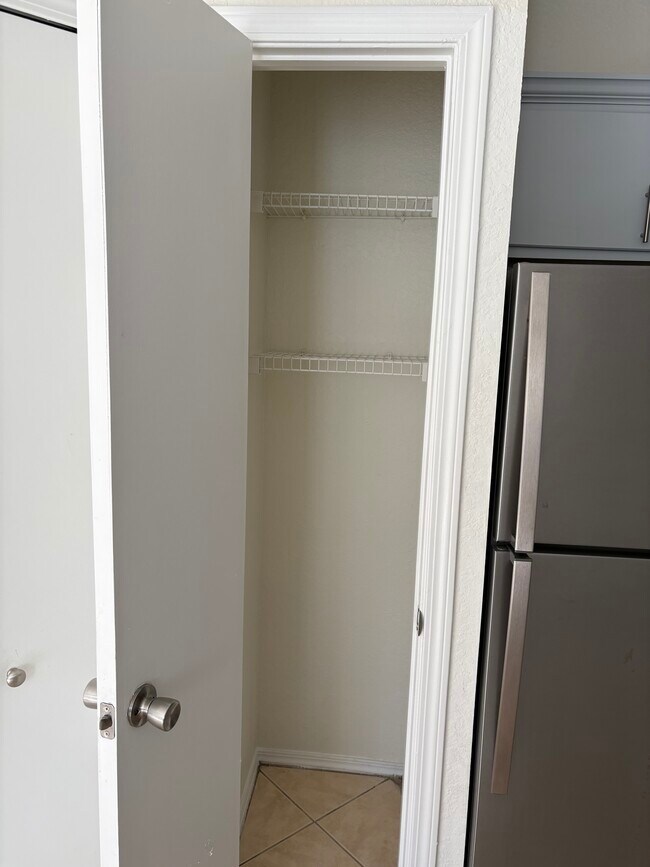 Building Photo - 1701 The Greens Way