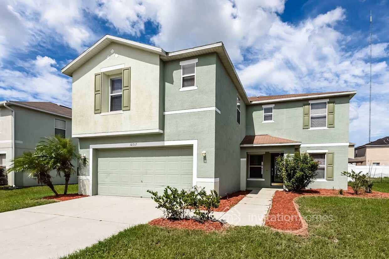 Foto principal - 10717 Boyette Creek Blvd