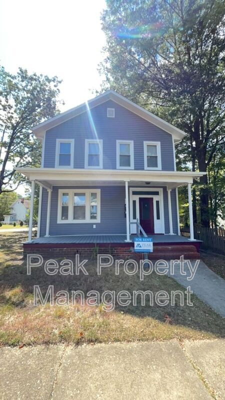 Foto principal - 2 Dundee Ave