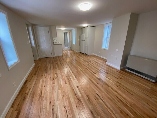 Living Room - 6 Jackson St