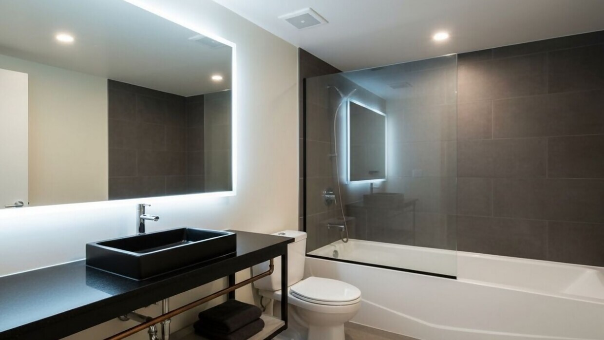 Foto del edificio - 11881 Jefferson Blvd