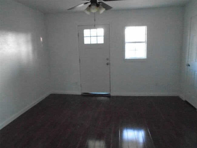Foto del edificio - 12042 Beechnut St