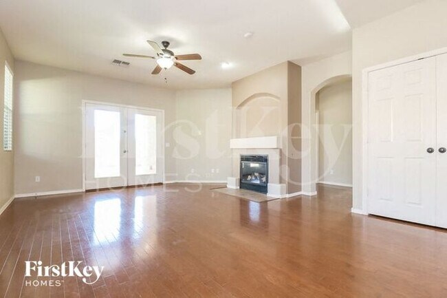 Foto del edificio - 16963 W Windermere Way