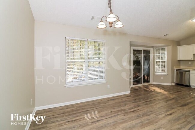 Foto del edificio - 10 Easton Trce