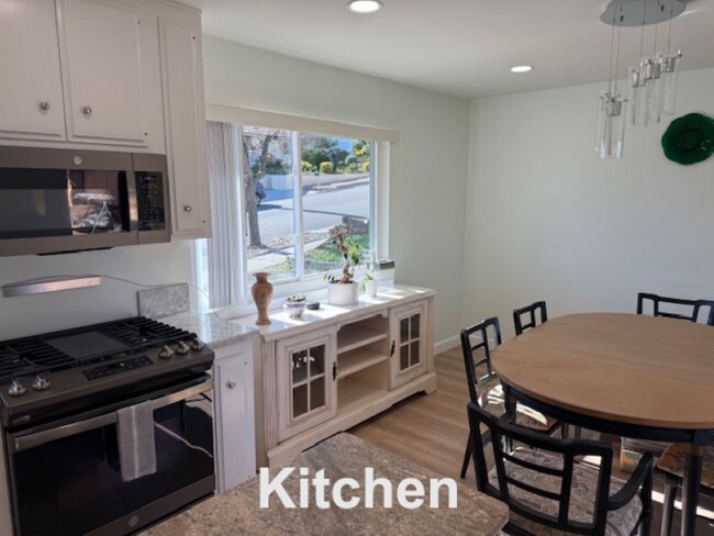 Foto del edificio - 4074 Vista Calaveras St