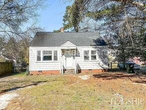Building Photo - 805 Rudolph St