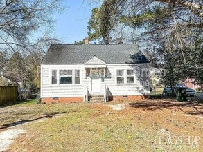 Building Photo - 805 Rudolph St