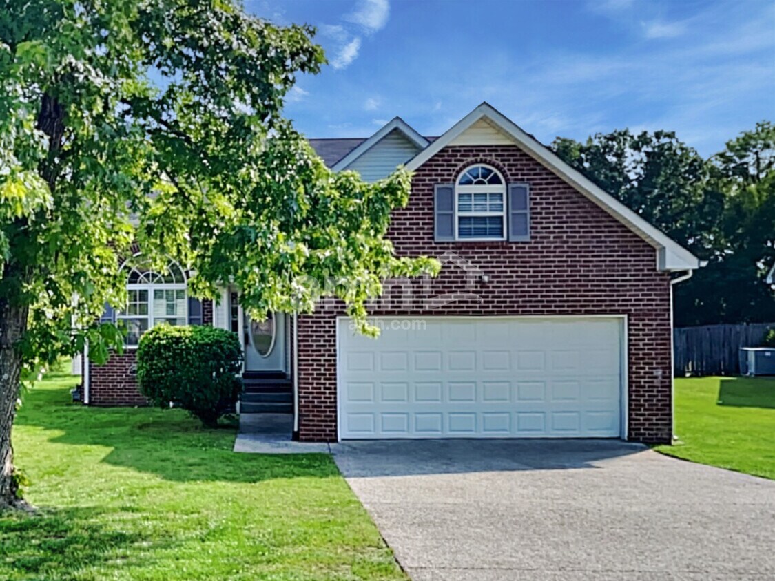 Primary Photo - 620 Creekfront Dr
