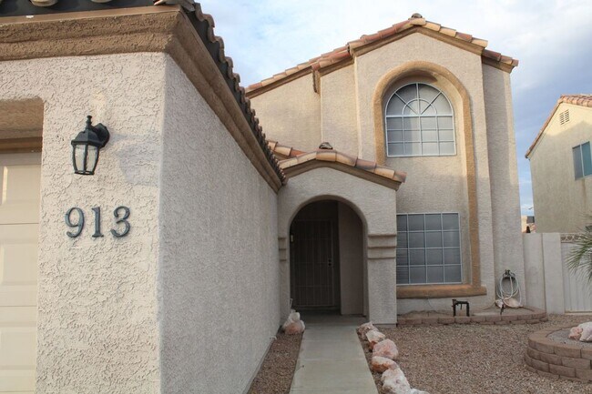 Building Photo - Beautiful 2 Story 4 Bedroom and 3 Bath House
