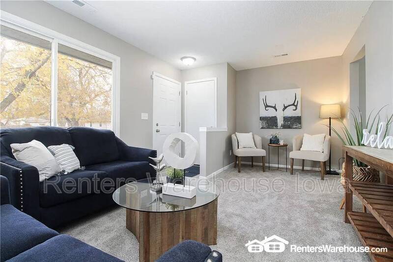 1933 E 25th St, Des Moines, IA 50317 House Rental in Des Moines, IA