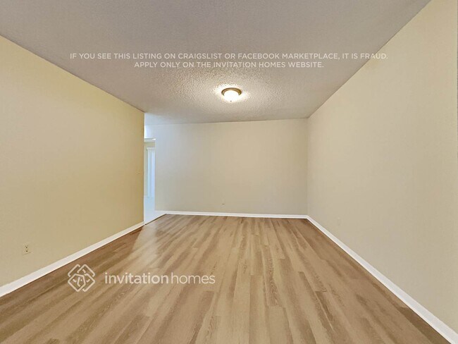 Foto del edificio - 117 Crestwood Dr