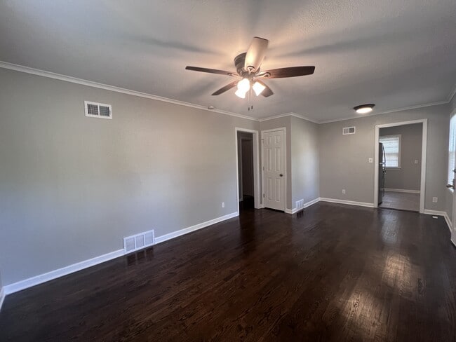 Building Photo - 7523 Jarboe St