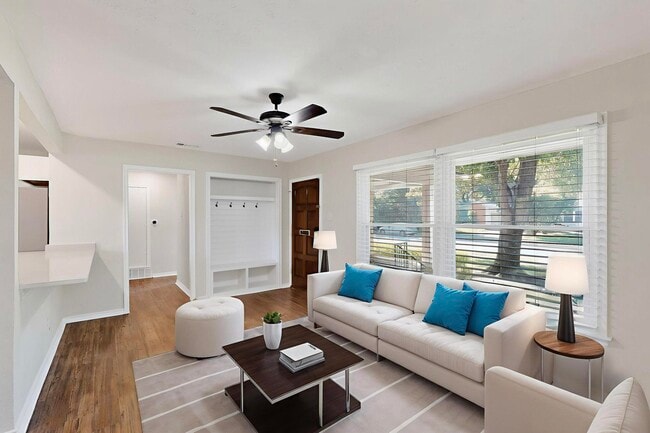 virtually staged - 2207 Housley Dr