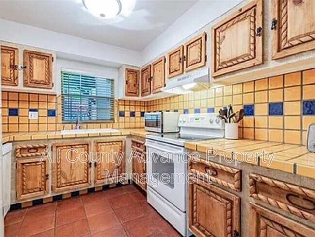 Foto del edificio - 230 N Bayshore Blvd