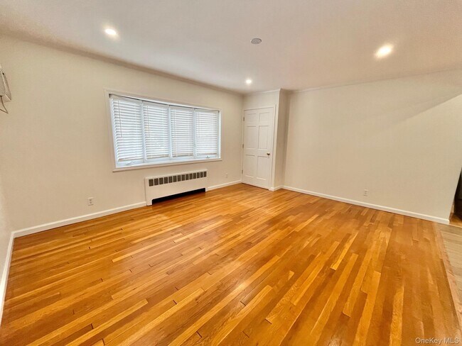 Foto del edificio - 103 Bennett Ave