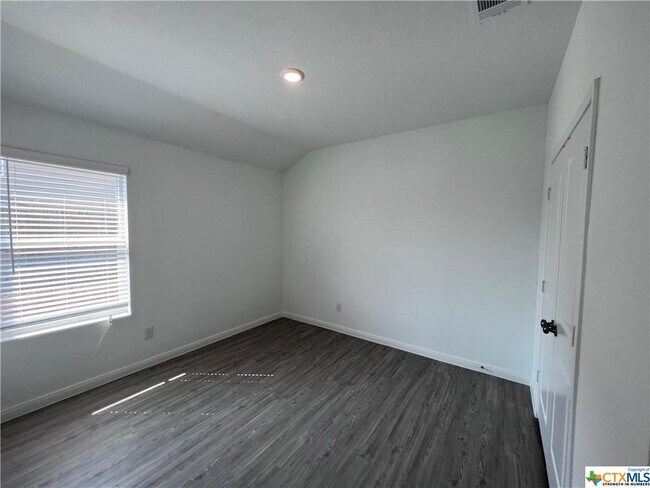 Foto del edificio - 31837 Nimbus Dr