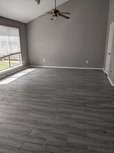 Building Photo - 2223 Crosscoach Ln