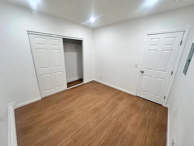 Foto del edificio - 768 Grogan Ct