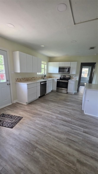 Photo - 1102 Lorrie Dr House