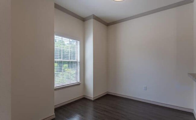 Building Photo - 2 bedroom in Montgomery TX 77316
