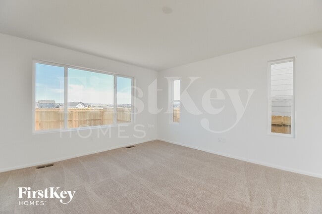 Foto del edificio - 10610 Luneth Dr