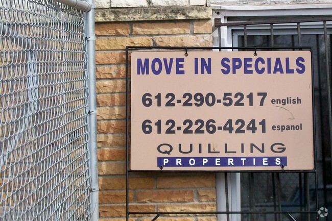 Building Photo - 3021 Longfellow Ave