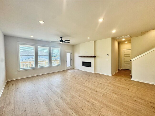 Foto del edificio - 5909 SW Messenger Ave