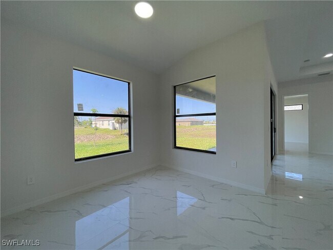 Foto del edificio - 2614 NW 20th Terrace