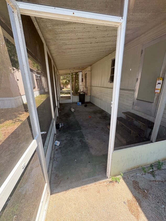 Building Photo - 920 Boardwalk Ln