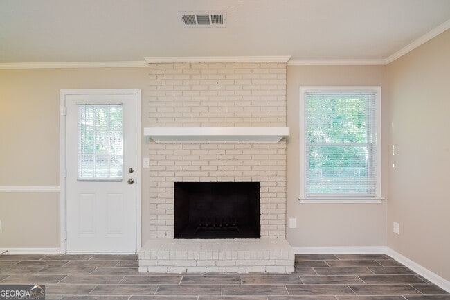 Building Photo - 1642 Sugarmaple Dr SW