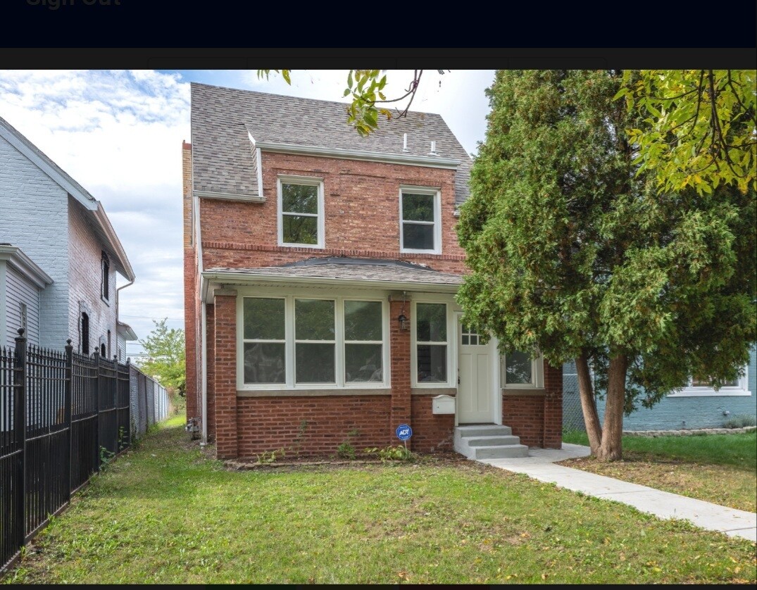 Primary Photo - 8822 S Wabash Ave
