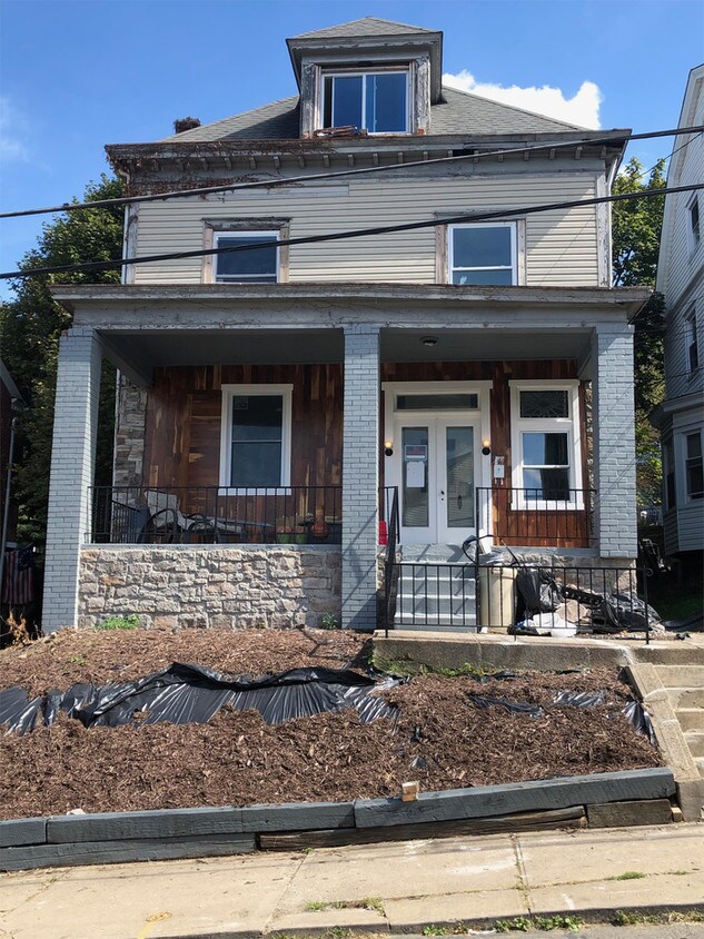 Foto principal - 317 Kearsarge St