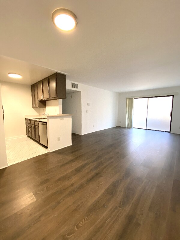 Foto del edificio - 465 Oak St