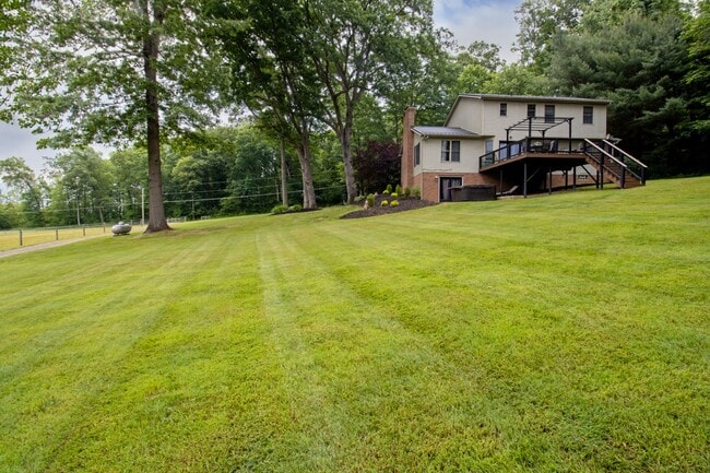 Building Photo - Four bedroom, single family home