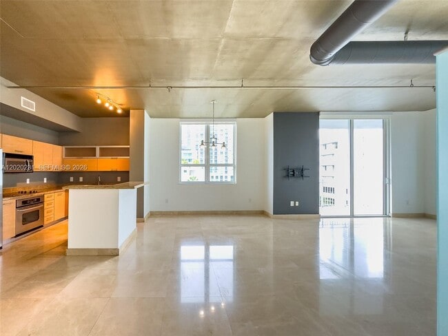 Foto del edificio - 2275 Biscayne Blvd