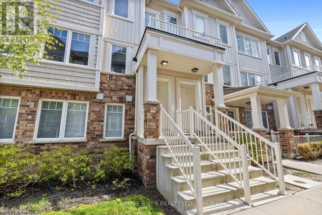 Building Photo - 2500-2500 Hill Rise Ct