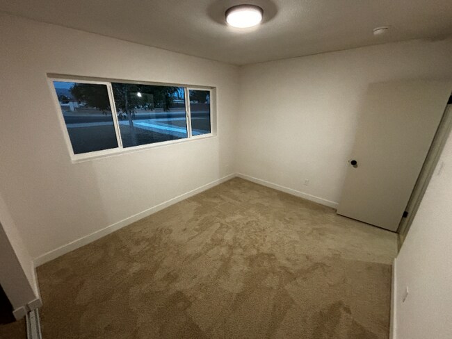 Foto del edificio - 1733 Ophir Dr