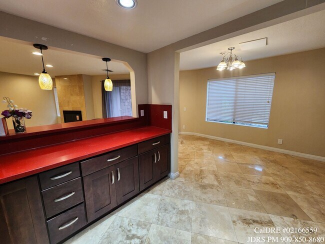 Building Photo - Diamond Bar 2 Bedroom Condo