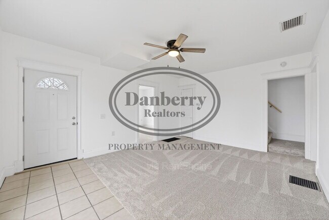 Foto del edificio - 260 E 6th St