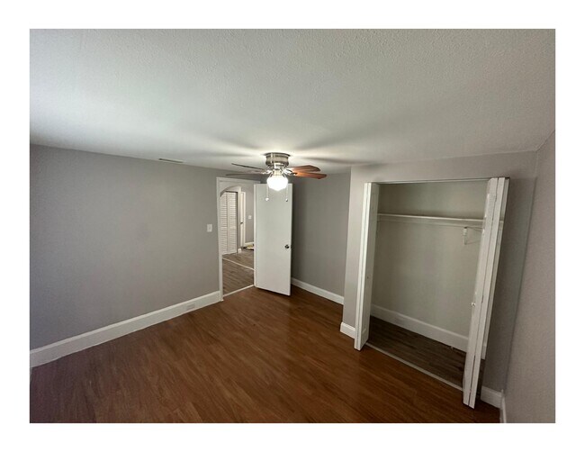 Foto del edificio - 776 14th Ave S