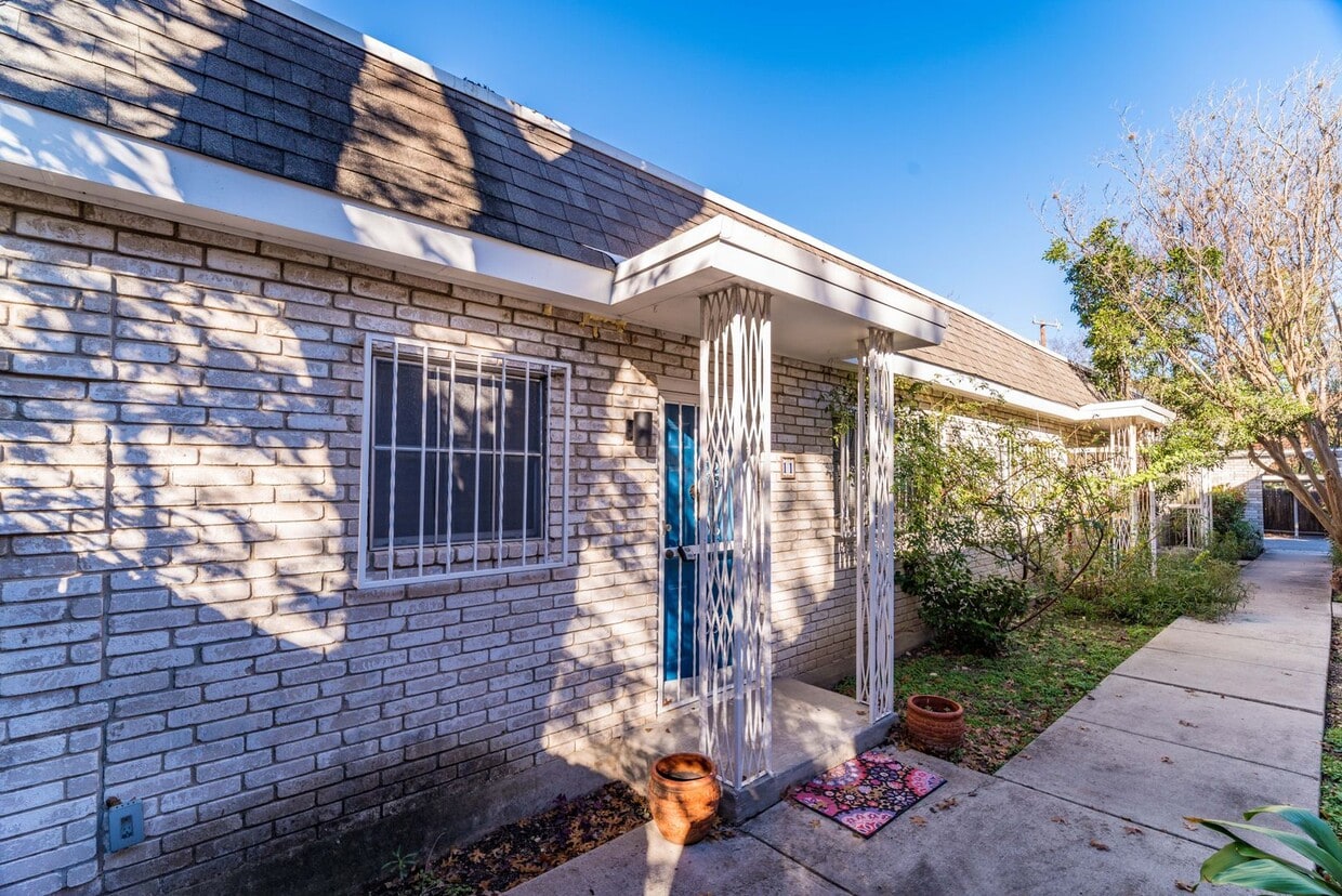 1430 Nacogdoches Rd, San Antonio, TX 78209 House Rental in San