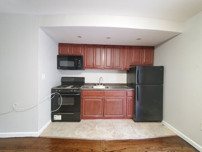 Unit A4 - 184 Fairview Ave