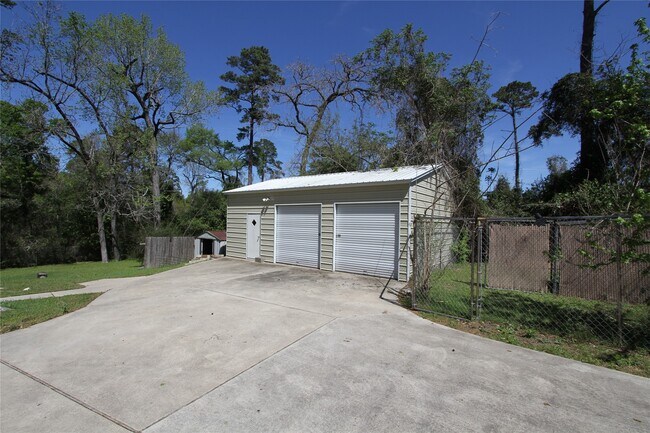 Foto del edificio - 11518 Bogs Rd