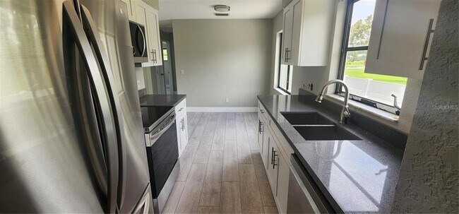 Foto del edificio - 541 E Virginia Ave