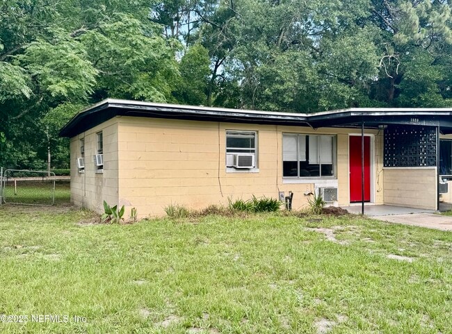 Building Photo - 1859 Doyon Ct